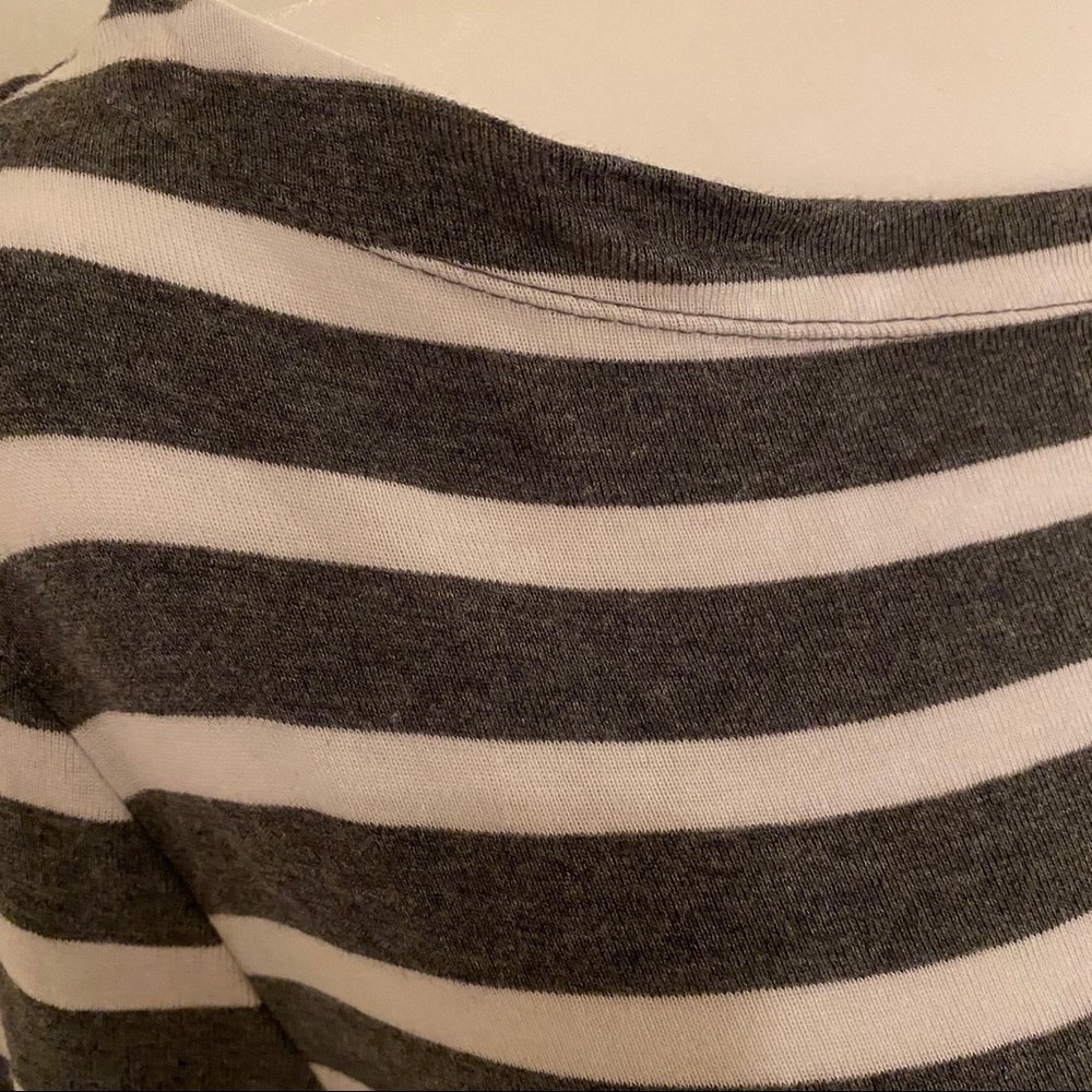 GAP Long Sleeve Knit Top - Picture 3 of 4